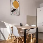 Lina - Pg, Riverside *